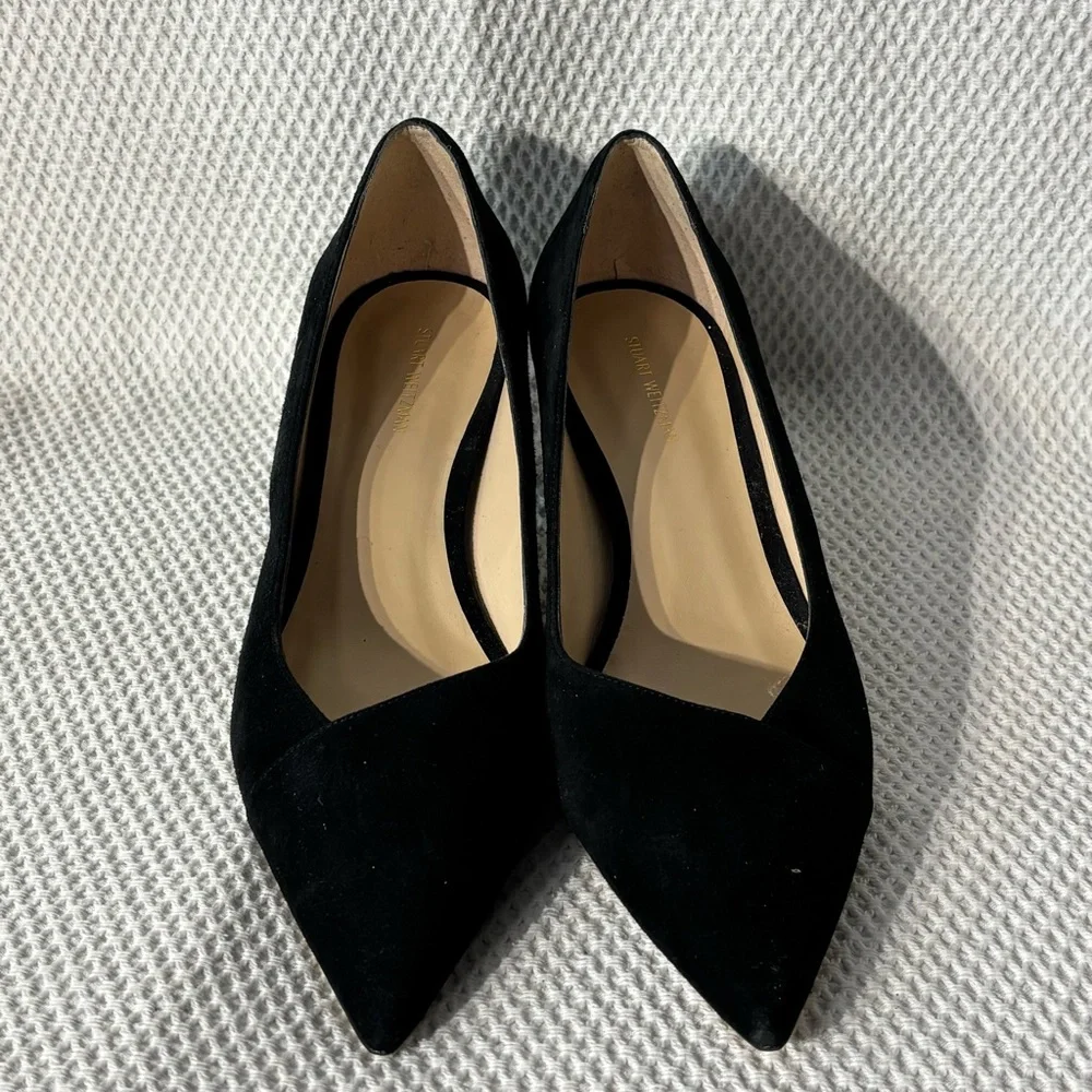 Stuart Weitzman Sz 39.5 Black Suede Low Block Heel Pumps Pointy Toe - Picture 2 of 9